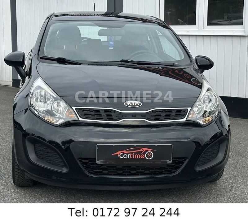 Schwarz Gebraucht 2013 Kia Rio DREAM-TEAM Edition Limousine | 2.999 € (Guter Preis) - Bild 1/4