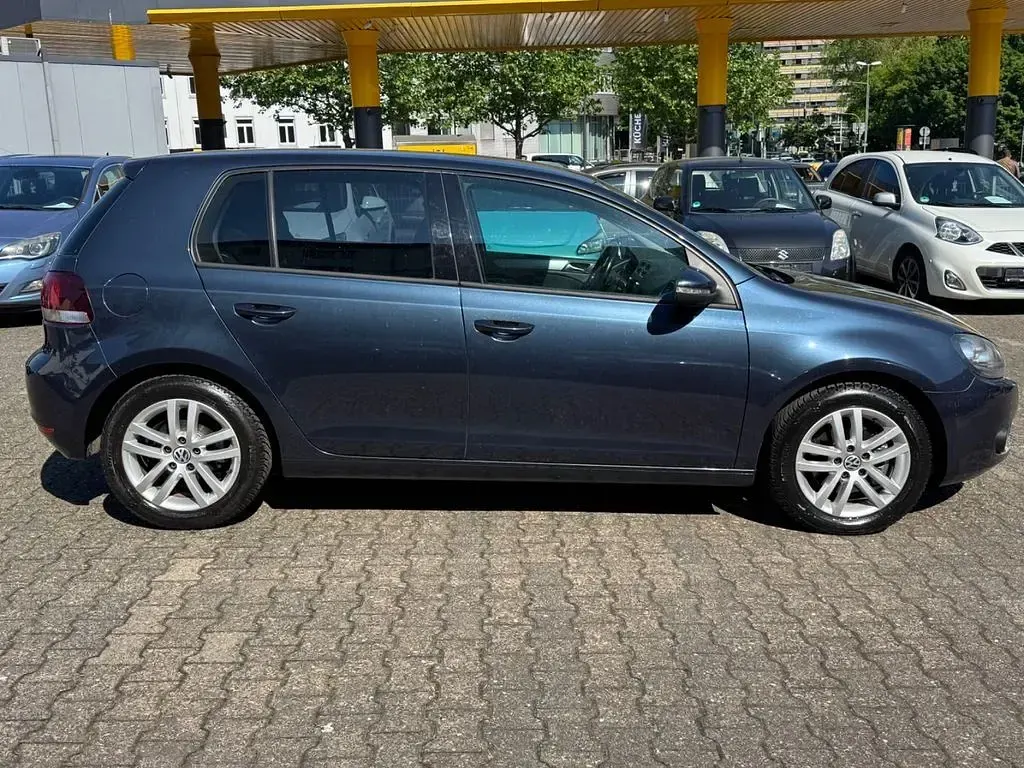 Second-hand VW Golf VI Highline 122 CP (89 kW) 2010 Albastru Hatchback