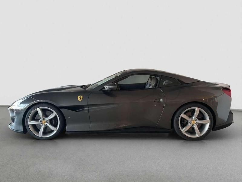 Gebraucht Ferrari Portofino 600 PS (441 kW) 2019 Grigio silverstone (metallic) Cabrio