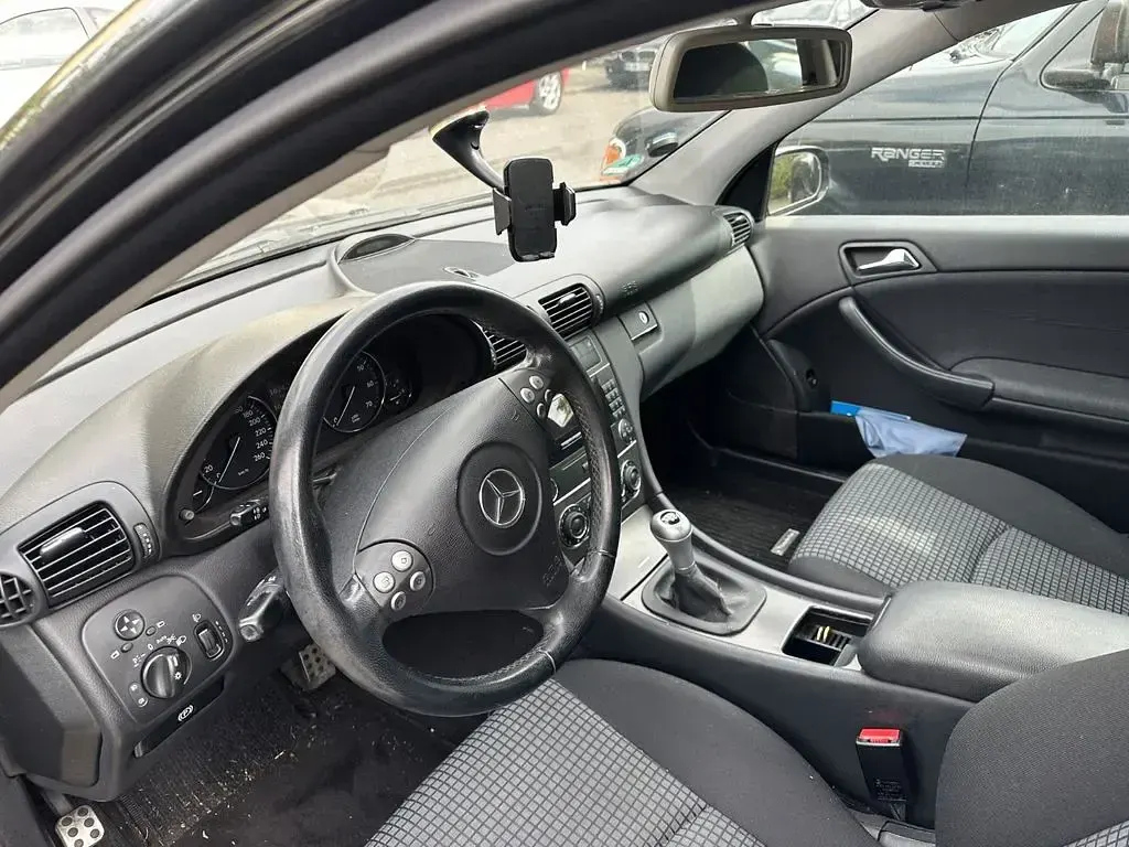 Gebraucht Mercedes C230 192 PS (141 kW) 2005 Schwarz Coupé
