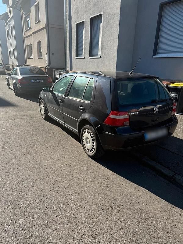 Gebraucht VW Golf IV 105 PS (77 kW) 2000 Schwarz Kleinwagen