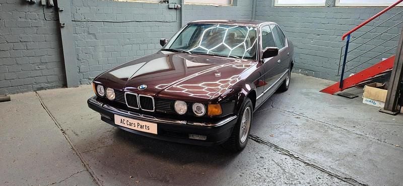 Second-hand BMW 730L 197 CP (144 kW) 1992 Roșu Berlinǎ