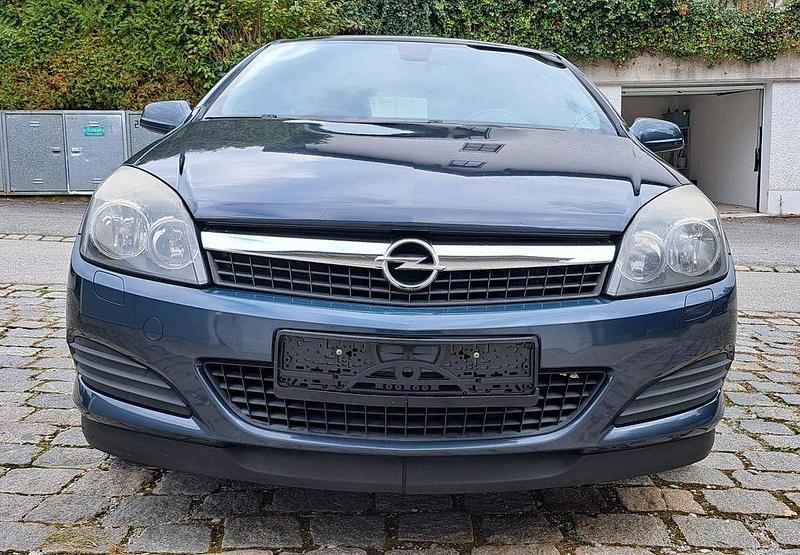 Gebraucht Opel Astra GTC 90 PS (66 kW) 2009 Grau Coupé