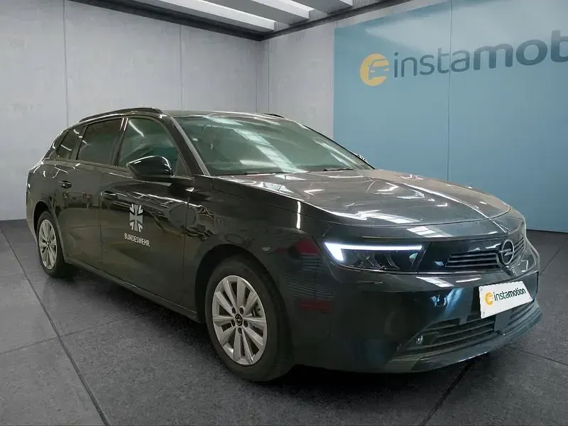 Neu Opel Astra 110 PS (80 kW) 2025 Schwarz Kleinwagen