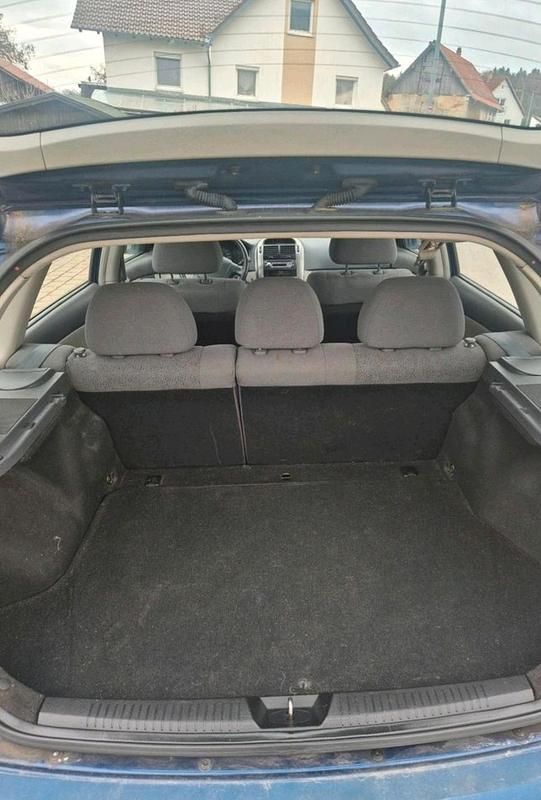 Gebraucht Kia Cerato 143 PS (105 kW) 2006 Blau Kombi