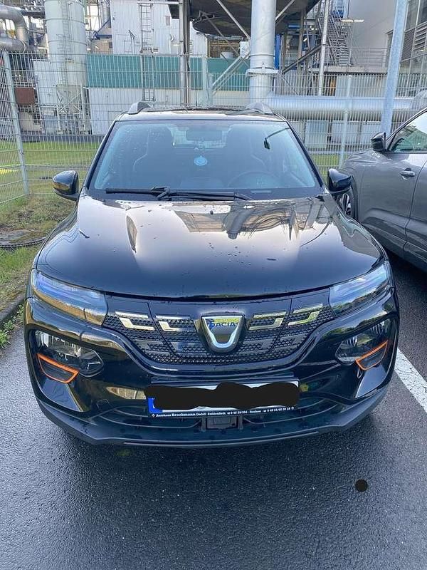 Schwarz Gebraucht 2022 Dacia Spring Comfort Plus Kleinwagen | 10.500 € (Fairer Preis) - Bild 1/4