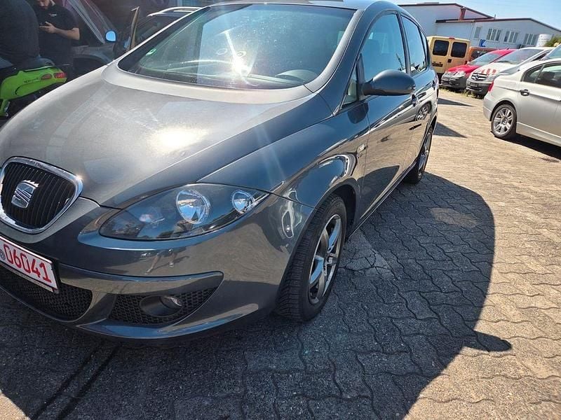 Gebraucht 2007 Seat Altea Sport Van / Kleinbus | 1.699 € (Guter Preis) - Bild 1/4