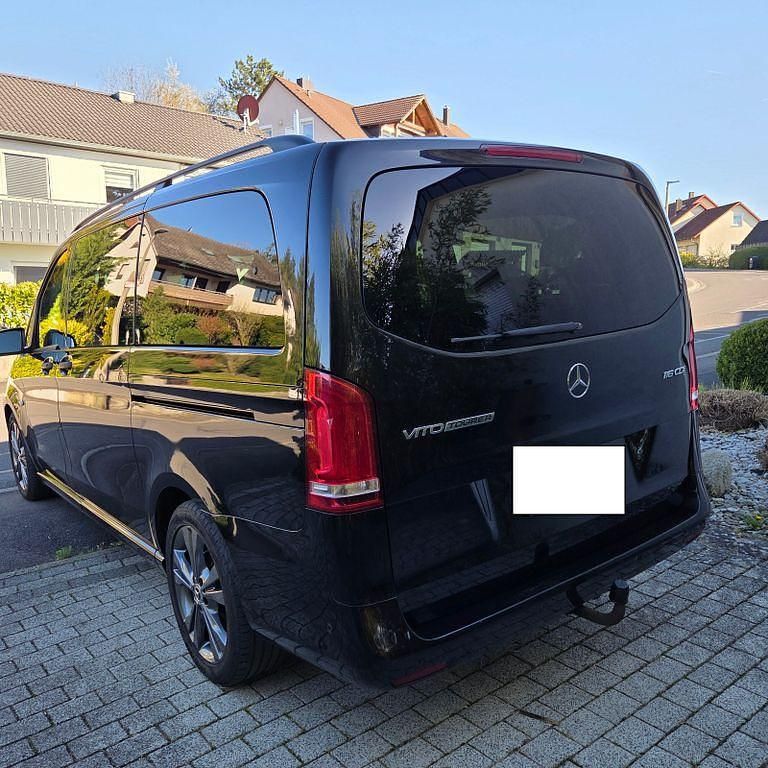 Gebraucht Mercedes Vito 163 PS (119 kW) 2018 Schwarz Van