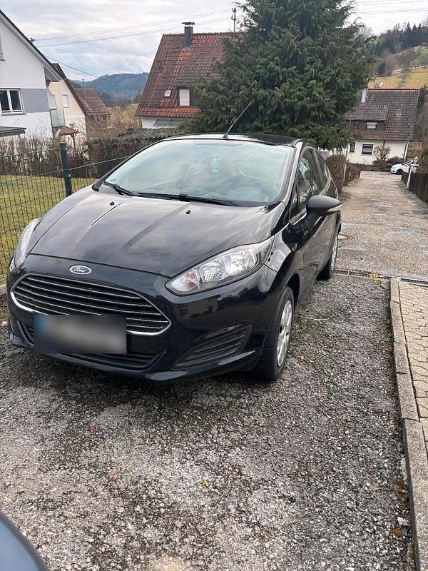 Gebraucht Ford Fiesta 60 PS (44 kW) 2015 Schwarz Kleinwagen