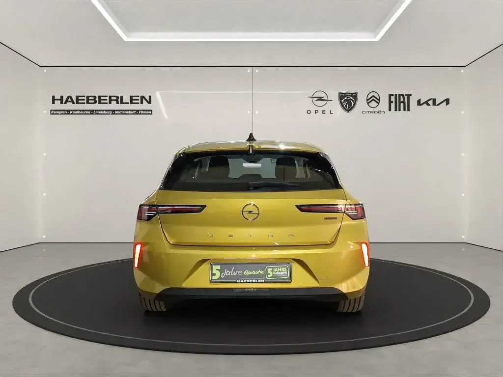 Brugt Opel Astra 181 HK (133 kW) 2022 Gul Hatchback