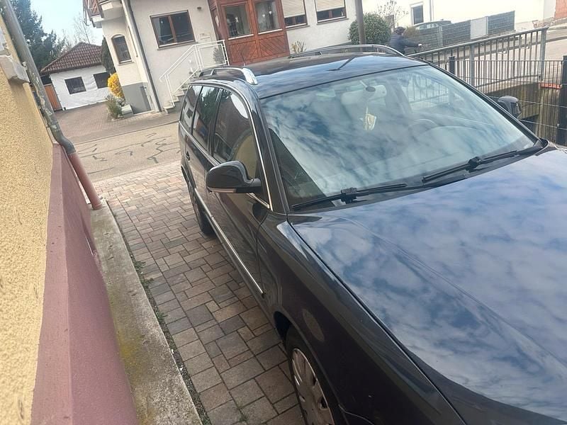 Gebraucht VW Passat 190 PS (139 kW) 2003 Schwarz Kombi