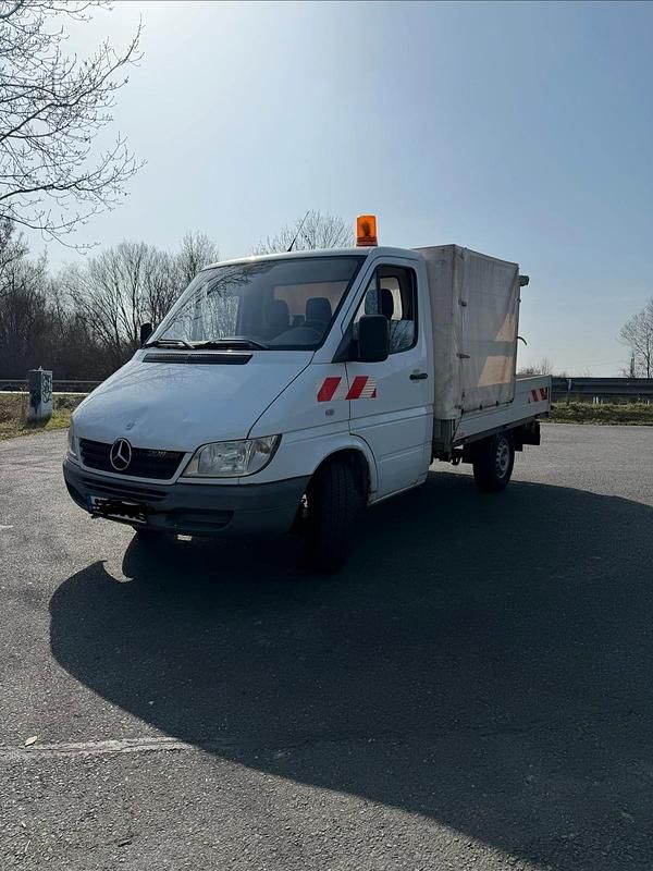 Second-hand Mercedes Sprinter 81 CP (59 kW) 2004 Alb