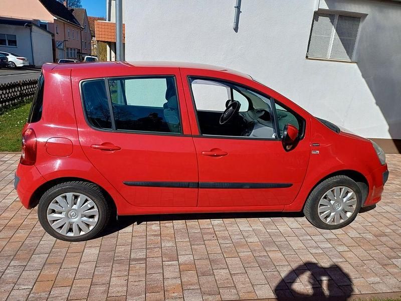 Second-hand Renault Modus 75 CP (55 kW) 2011 Roșu Monovolum