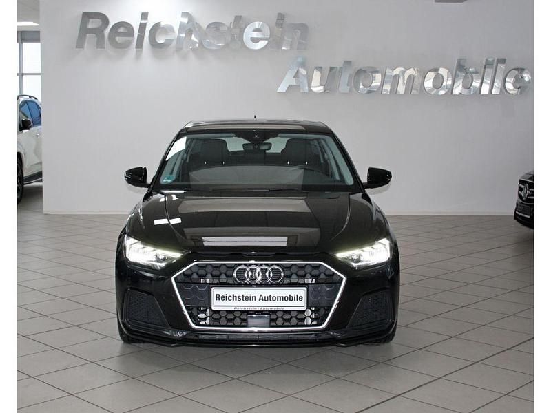 Gebraucht Audi A1 150 PS (110 kW) 2022 Mythosschwarz (metallic) SUV