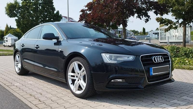 Schwarz Gebraucht 2012 Audi A5 Sportback Sport Limousine | 11.799 € (Guter Preis) - Bild 1/4