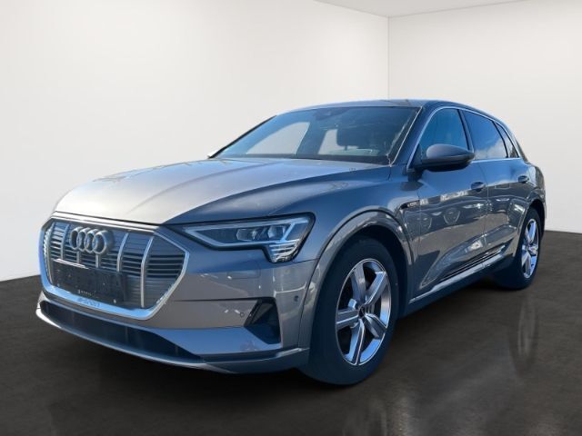 Grau Gebraucht 2022 Audi e-tron Advanced SUV | 35.990 € (Fairer Preis) - Bild 1/4
