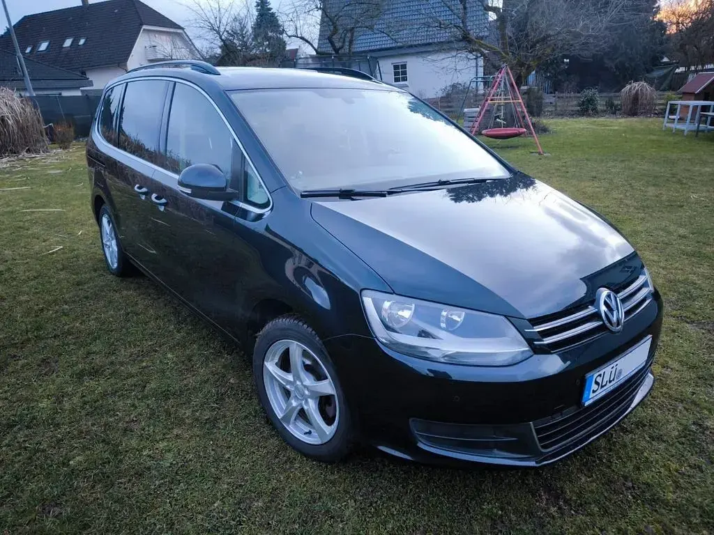 Gebraucht VW Sharan Trendline 140 PS (102 kW) 2011 Schwarz Van / Kleinbus