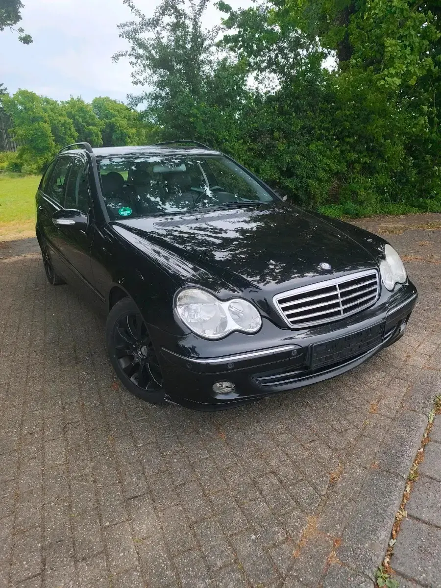 Gebraucht Mercedes C200 122 PS (89 kW) 2007 Schwarz Kombi