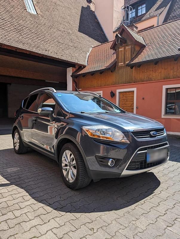 Gebraucht Ford Kuga 136 PS (100 kW) 2009 Grau SUV
