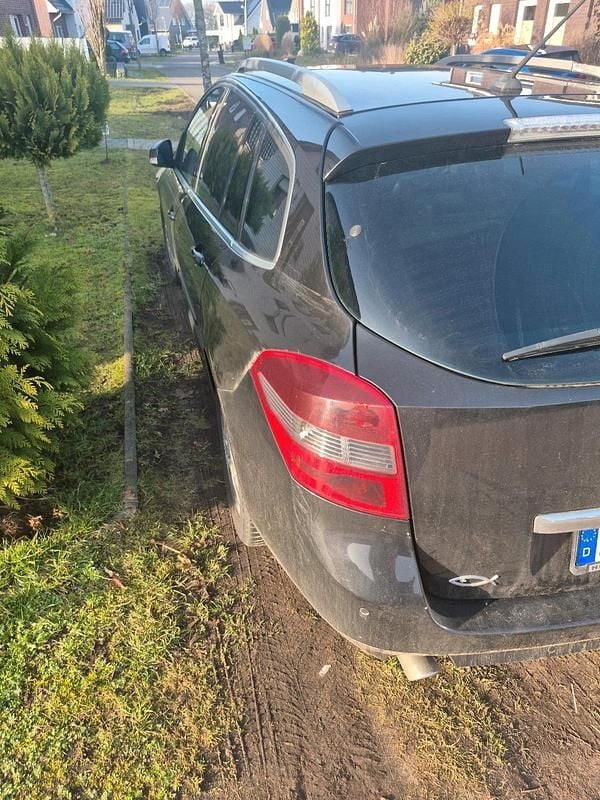 Gebraucht Renault Laguna III 150 PS (110 kW) 2009 Schwarz Kombi