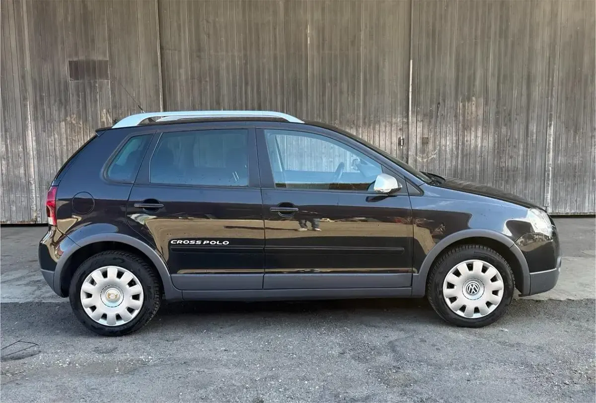 Gebraucht VW Polo Cross 80 PS (58 kW) 2009 Schwarz Kleinwagen