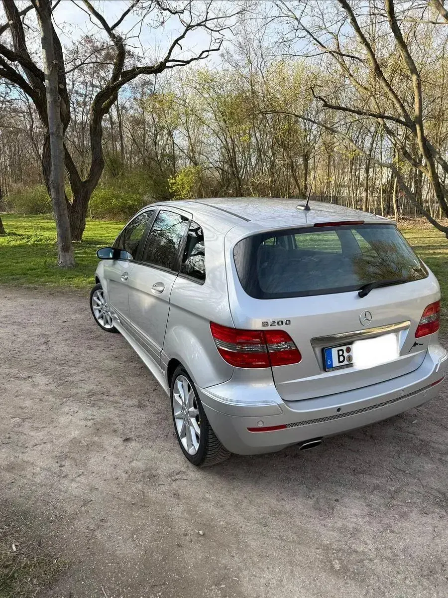 Gebraucht Mercedes 200 136 PS (100 kW) 2007 Silber Kleinwagen