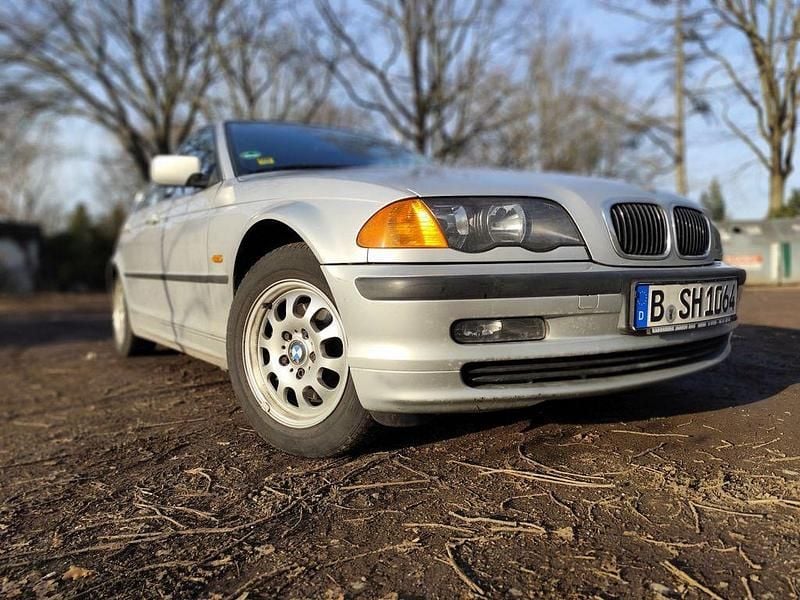 Gebraucht BMW 320 150 PS (110 kW) 1999 Limousine