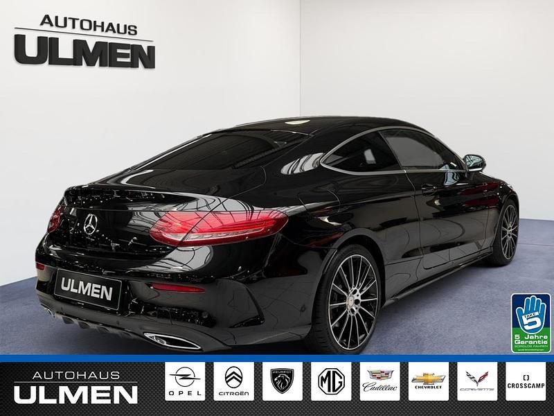 Gebraucht Mercedes C250 204 PS (150 kW) 2015 Schwarz Coupé