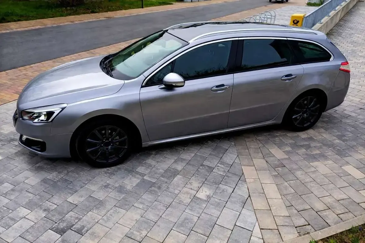 Gebraucht Peugeot 508 SW 120 PS (88 kW) 2016 Grau Kombi