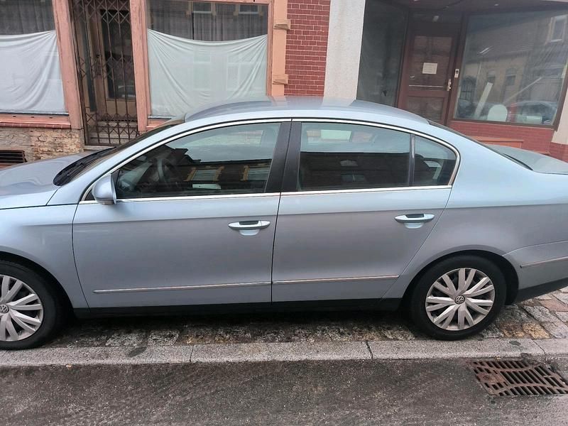 Gebraucht VW Passat 143 PS (105 kW) 2005 Limousine