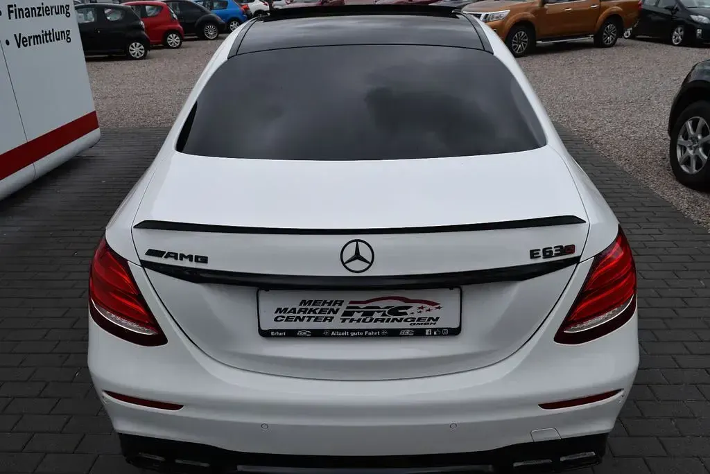 Gebraucht Mercedes E63 AMG AMG 571 PS (419 kW) 2017 Weiß Limousine
