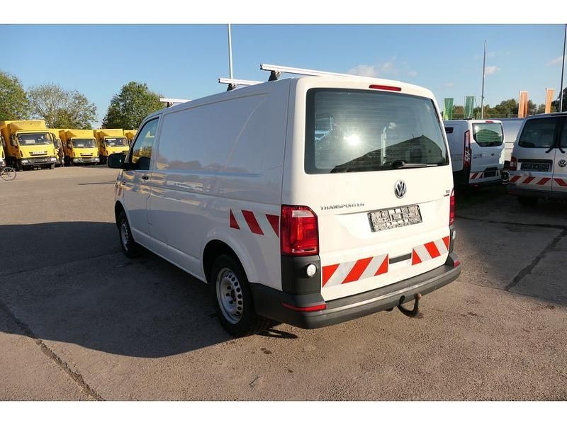 Gebraucht VW Transporter 140 PS (102 kW) 2016 Weiss Van