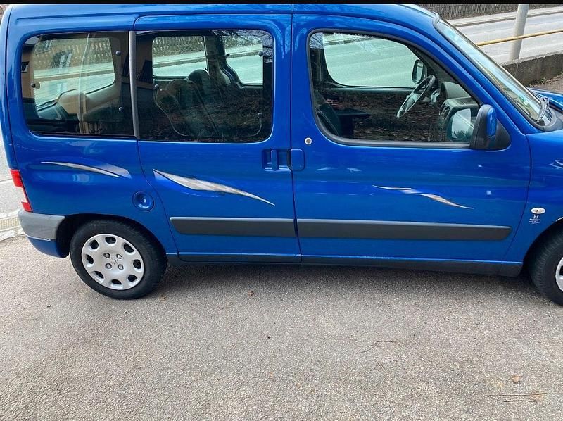 Gebraucht Peugeot Partner 75 PS (55 kW) 2006 Blau Van / Kleinbus
