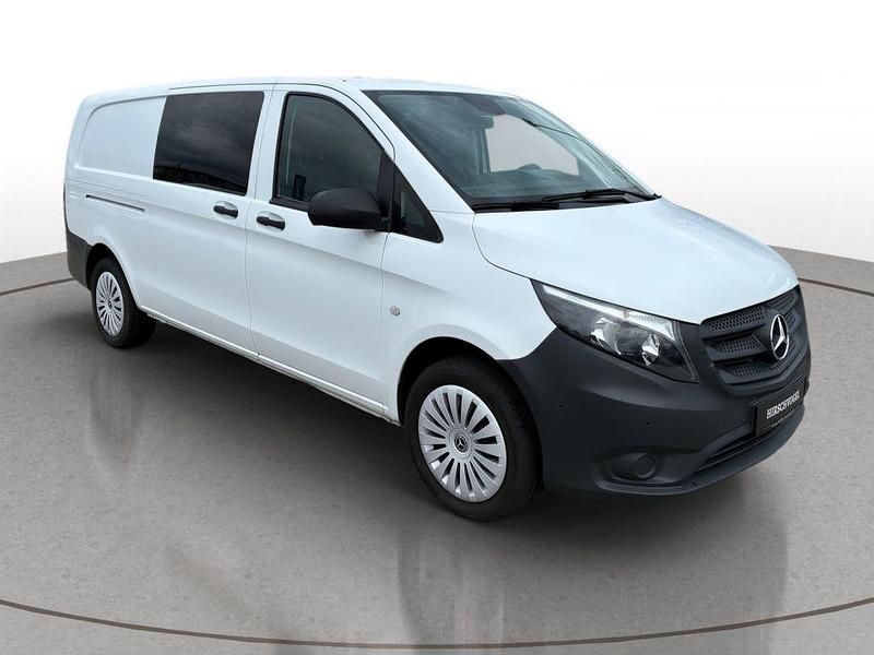 Gebraucht Mercedes Vito 163 PS (119 kW) 2018 Weiß Van