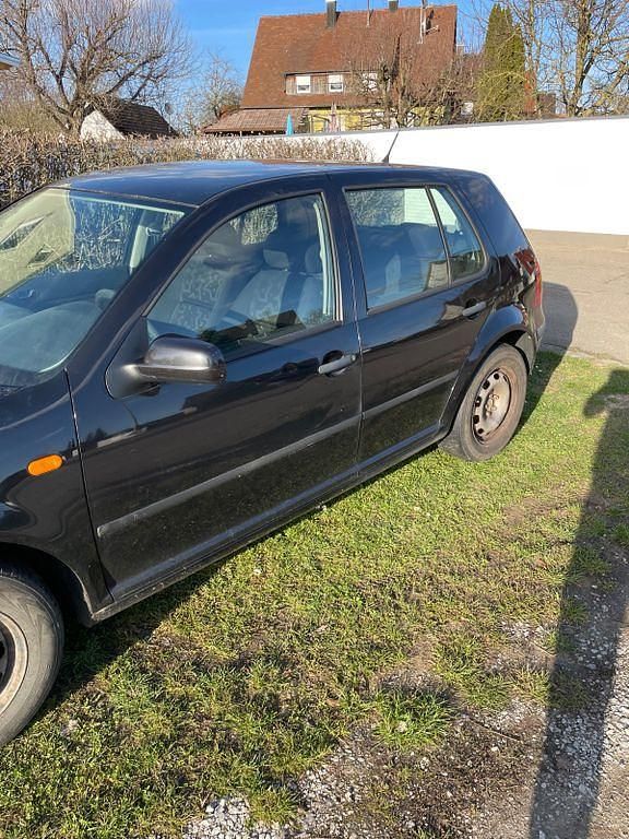 Gebraucht VW Golf III Basis 90 PS (66 kW) 1998 Schwarz Limousine