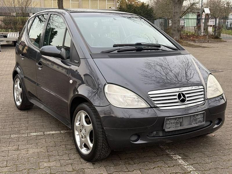 Gebraucht Mercedes A190 Avantgarde 125 PS (91 kW) 2001 Schwarz Van / Kleinbus