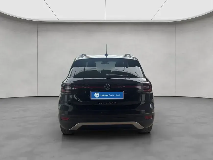 Gebraucht VW T-Cross IQ Drive 95 PS (69 kW) 2023 Schwarz SUV