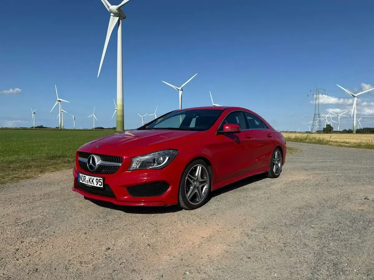 Gebraucht Mercedes CLA180 AMG line 122 PS (89 kW) 2015 Rot Coupé