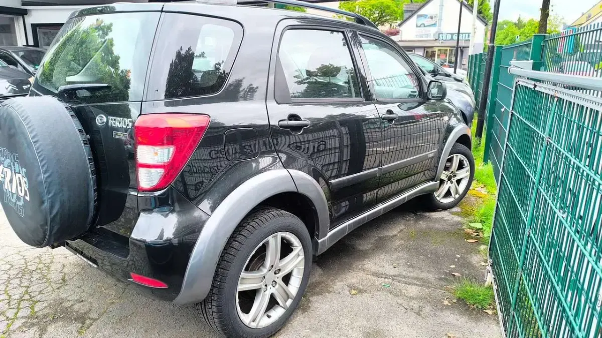 Gebraucht Daihatsu Terios 105 PS (77 kW) 2007 Schwarz SUV