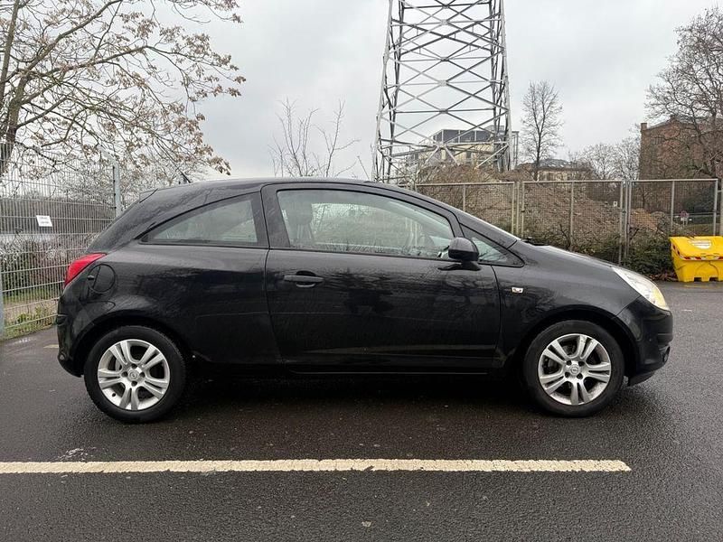 Gebraucht Opel Corsa 80 PS (58 kW) 2009 Schwarz Kleinwagen