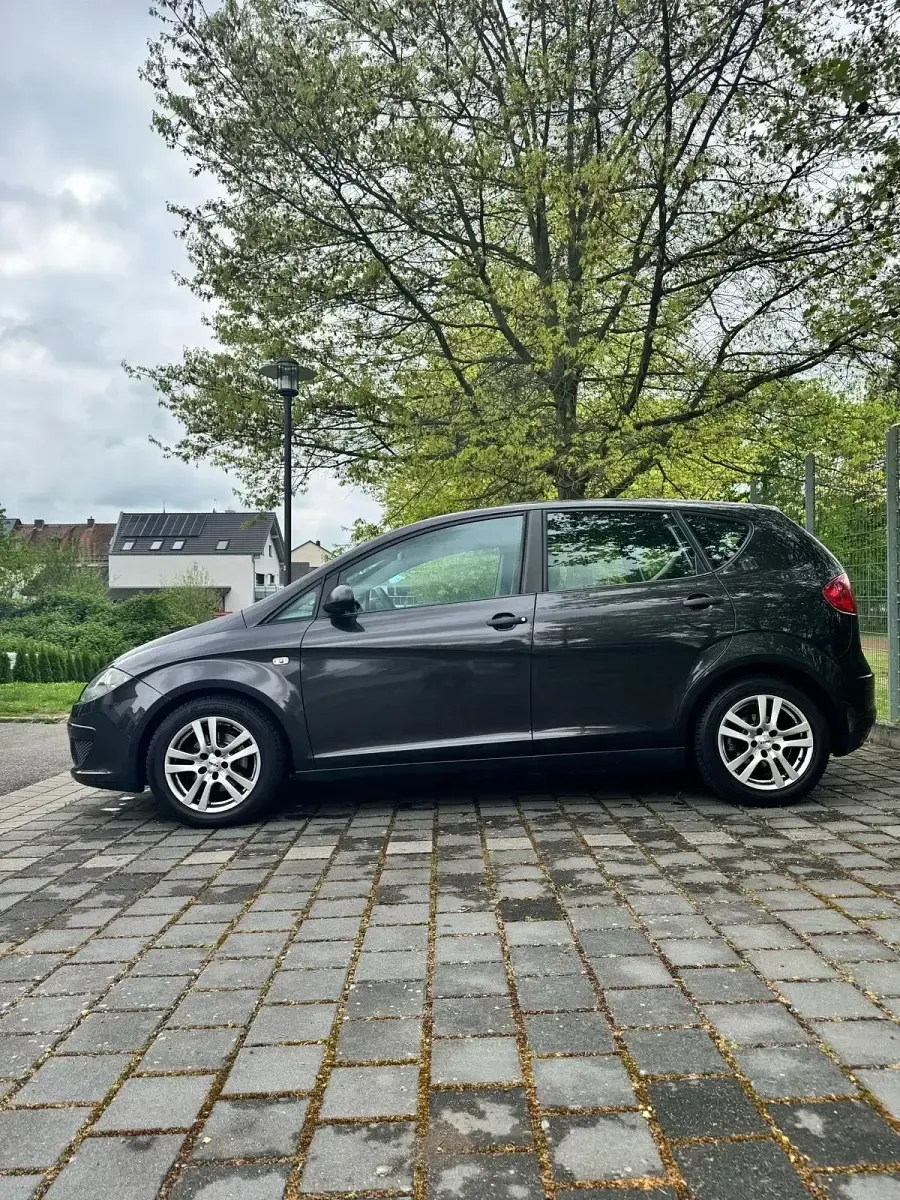 Gebraucht Seat Altea 101 PS (74 kW) 2006 Grau Van / Kleinbus