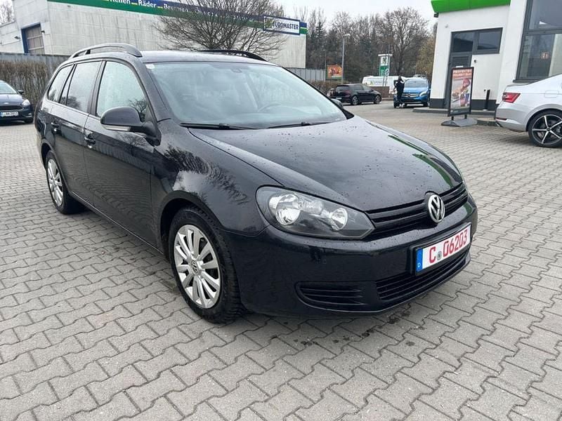 Gebraucht VW Golf VI 105 PS (77 kW) 2010 Schwarz Kleinwagen
