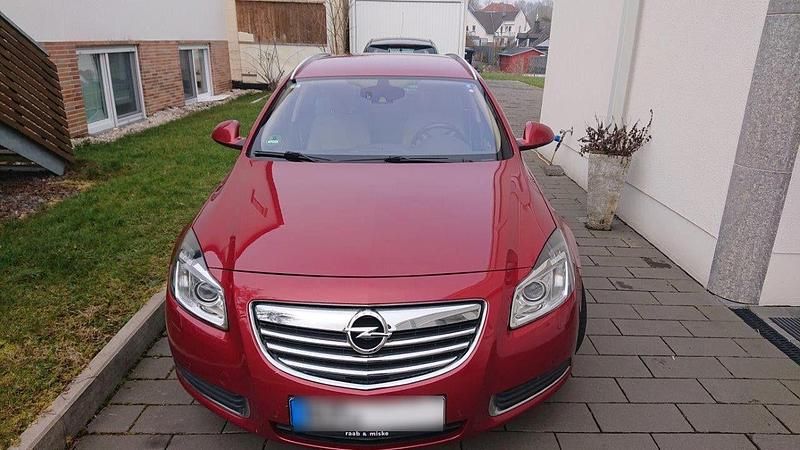 Gebraucht Opel Insignia 260 PS (191 kW) 2009 Rot Kombi