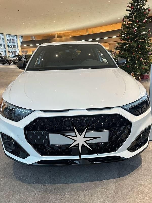 Gebraucht Audi A1 Ambiente 116 PS (85 kW) 2025 Weiß SUV