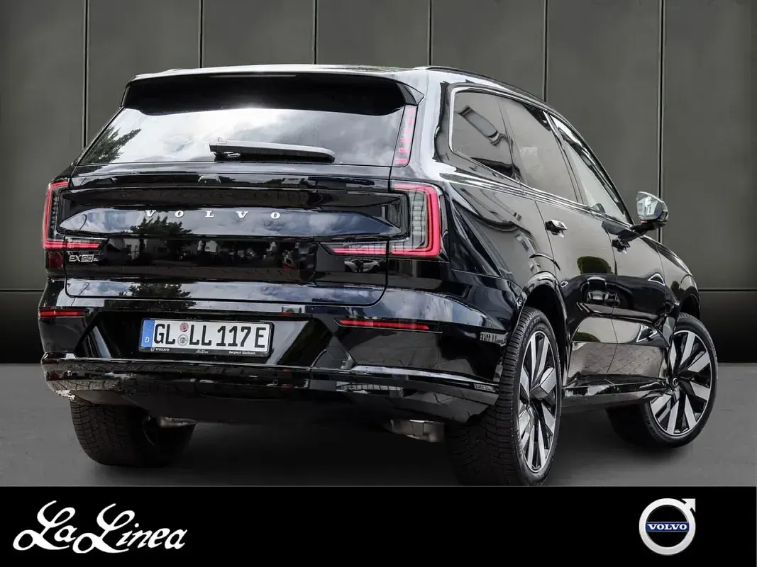Gebraucht Volvo EX90 Plus 334 kW (455 PS) 2026 Schwarz SUV