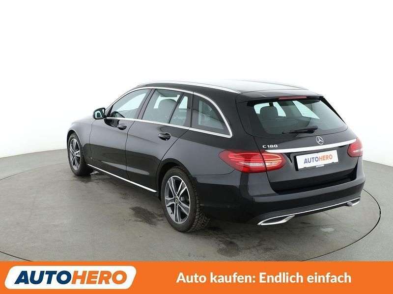 Gebraucht Mercedes C180 Avantgarde 156 PS (114 kW) 2020 Schwarz Kombi