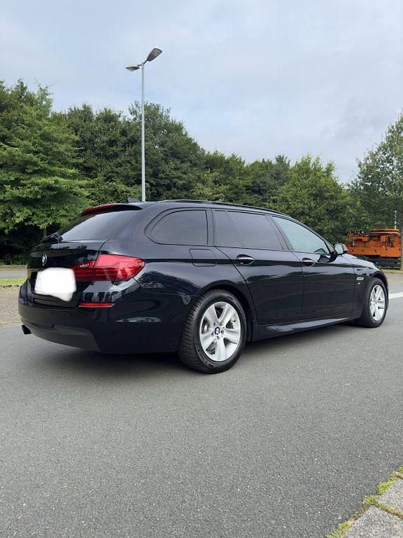 Gebraucht BMW 525 M Sport 218 PS (160 kW) 2016 Schwarz Kombi