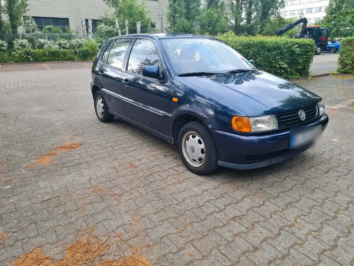 Usata VW Polo 60 CV (44 kW) 1997 Blu Utilitaria