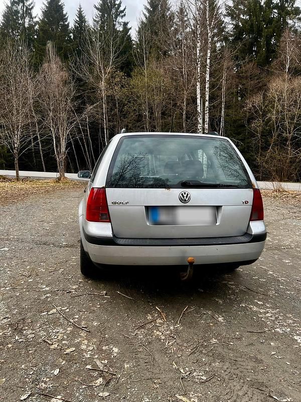 Gebraucht VW Golf IV 101 PS (74 kW) 2002 Kombi