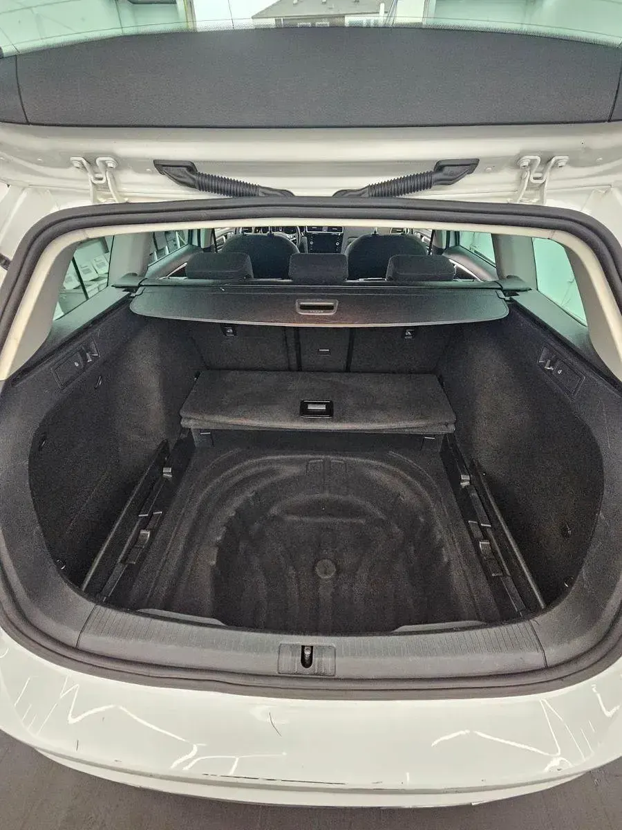 Gebraucht VW Golf VII Join 116 PS (85 kW) 2019 Weiß Kombi